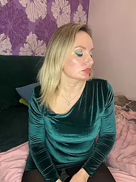 AngelOxy online show from 12/29/24, 07:11