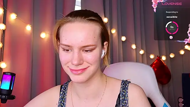 Ramona    online show from 02/04/25, 12:44