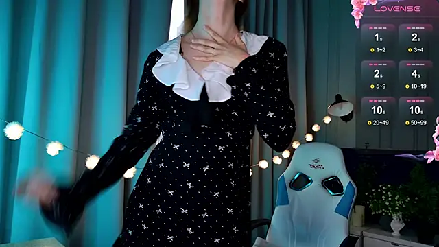 Ramona    online show from 03/03/25, 09:44