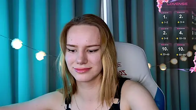 Ramona    online show from 03/04/25, 09:40