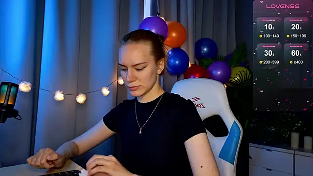 Ramona    online show from 09/09/25, 06:02