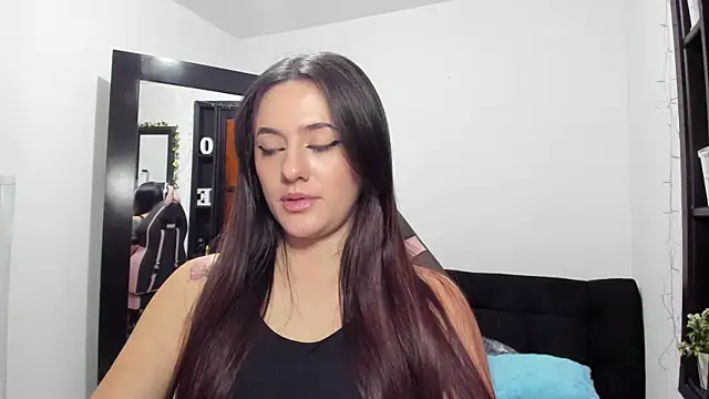 Snapshot of NoahWilliams_ chatting on 01/27/25, 04:43 NoahWilliams online show from 01/27/25, 04:43