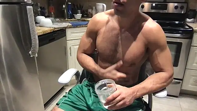 BigGuyMuscle online show from 01/13/26, 07:35