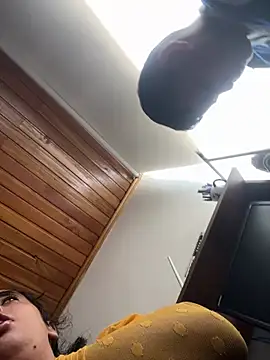 annarose19 online show from 03/31/26, 04:29