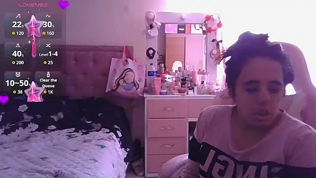annarose19 online show from 05/20/26, 03:29