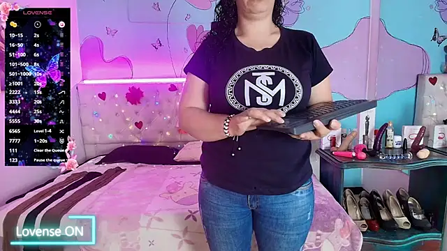 Snapshot of Zaly_mature chatting on 06/16/26, 10:01 Zaly mature online show from 06/16/26, 10:01
