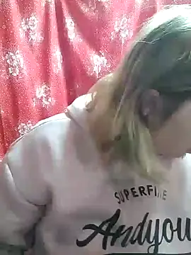 Zuli Kiska online show from 01/07/25, 12:24