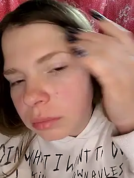 Zuli Kiska online show from 03/22/26, 07:39