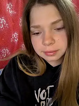 Zuli Kiska online show from 04/14/26, 05:46