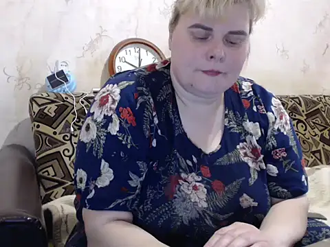 Ameliabusty online show from 11/23/25, 08:03