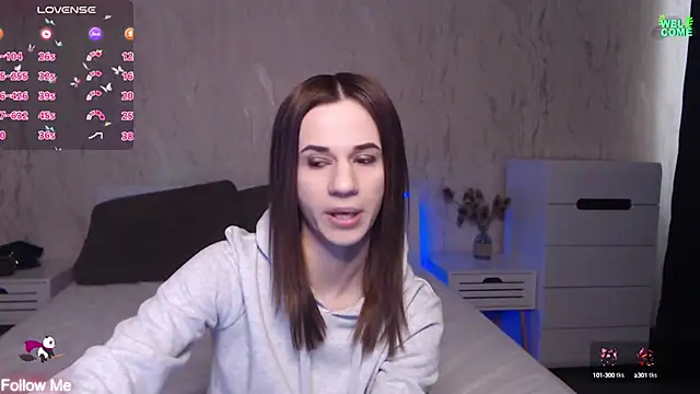 ItsAlisia online show from 03/18/25, 06:36