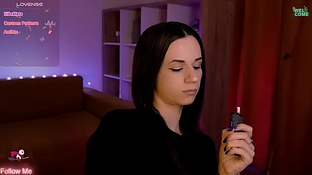 ItsAlisia online show from 04/10/26, 12:43