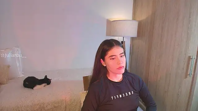 iriswest  online show from 11/02/25, 12:24