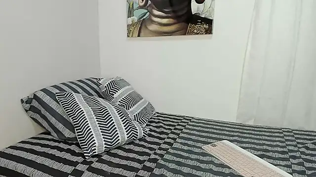 WowAna online show from 05/18/26, 01:45