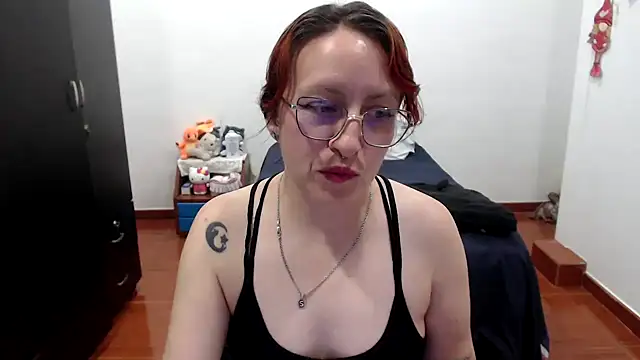 kittykalor09 online show from 01/07/26, 04:26