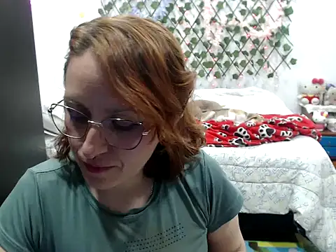 kittykalor09 online show from 02/15/26, 03:25