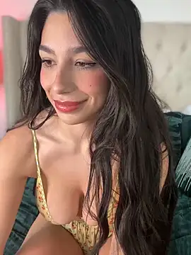 LoveLillyy online show from 12/22/24, 08:58