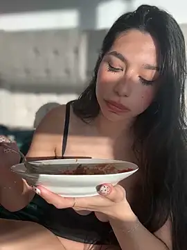 LoveLillyy online show from 01/18/25, 11:33