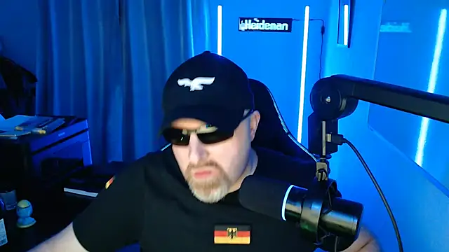 DerPornoPete online show from 09/24/25, 09:51