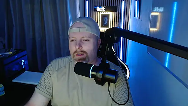 DerPornoPete online show from 10/30/25, 12:23