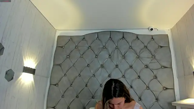 danaythamara1 online show from 01/28/25, 05:14