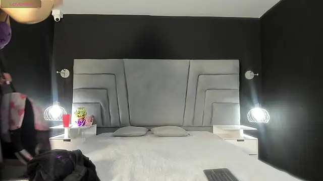 danaythamara1 online show from 03/08/25, 09:40