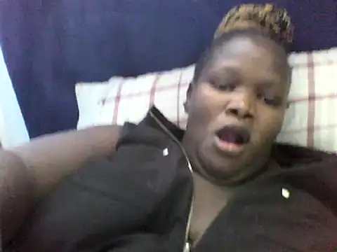 Snapshot of Rio_sky chatting on 01/24/25, 09:28 Rio sky online show from 01/24/25, 09:28