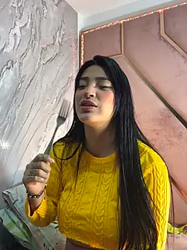 Snapshot of natalia-888 chatting on 11/22/25, 12:42 natalia-888 online show from 11/22/25, 12:42