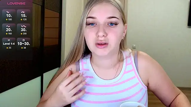 Adr1ana  online show from 11/28/25, 04:37