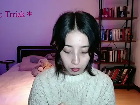 babyluna 8 8 online show from 04/18/26, 06:50
