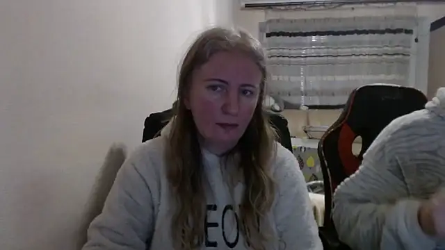 PeterAndJen online show from 02/02/26, 07:34