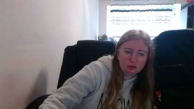 Snapshot of PeterAndJen chatting on 03/11/26, 09:26 PeterAndJen online show from 03/11/26, 09:26