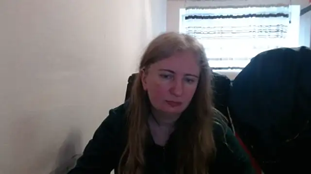 Snapshot of PeterAndJen chatting on 03/16/26, 06:01 PeterAndJen online show from 03/16/26, 06:01