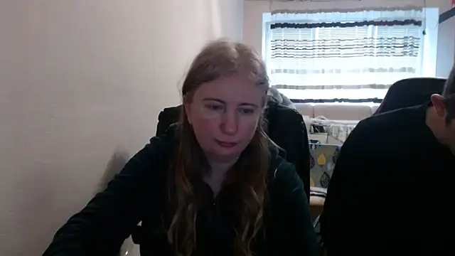 Snapshot of PeterAndJen chatting on 03/19/26, 06:28 PeterAndJen online show from 03/19/26, 06:28