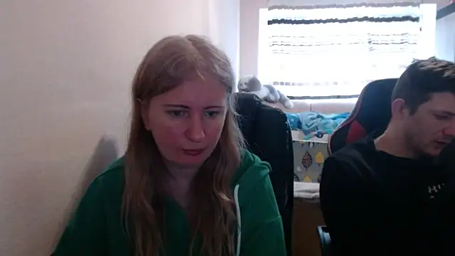 Snapshot of PeterAndJen chatting on 03/27/26, 08:26 PeterAndJen online show from 03/27/26, 08:26