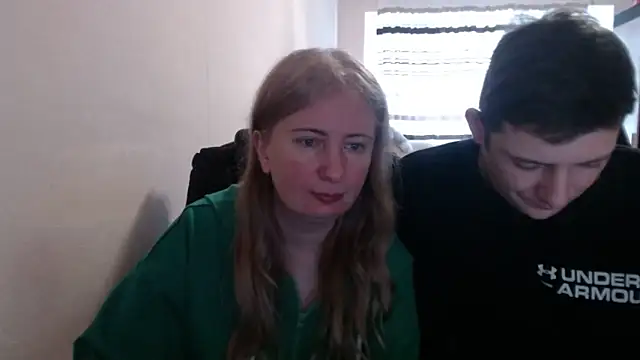 Snapshot of PeterAndJen chatting on 03/28/26, 08:36 PeterAndJen online show from 03/28/26, 08:36