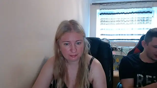 PeterAndJen online show from 06/19/26, 05:12