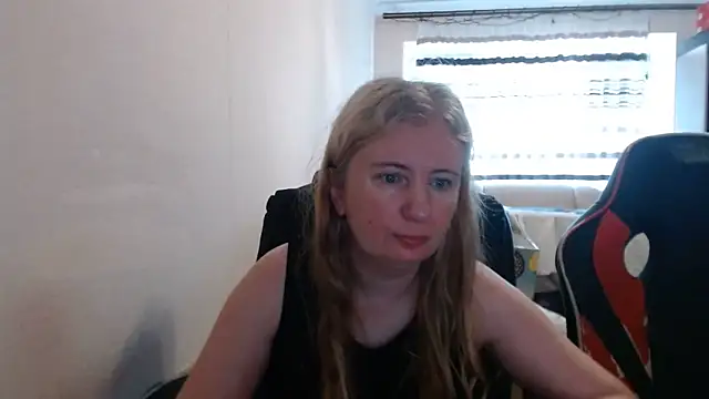 PeterAndJen online show from 07/02/26, 05:13