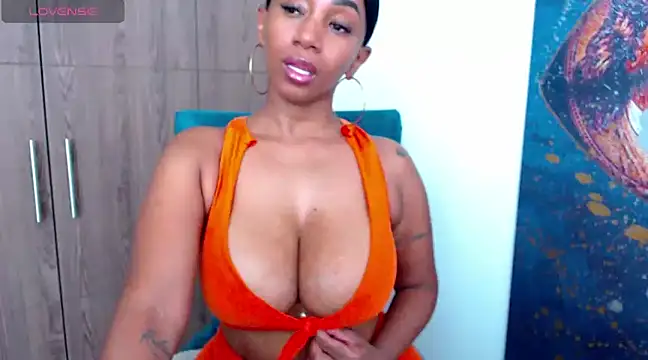 Pinkceeleste online show from 12/21/24, 09:47