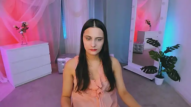 Snapshot of Orfeya chatting on 12/07/24, 04:14 Orfeya online show from 12/07/24, 04:14