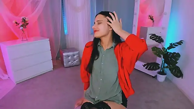 Snapshot of Orfeya chatting on 12/07/24, 07:32 Orfeya online show from 12/07/24, 07:32