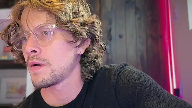 mcklister kinky feets online show from 06/27/26, 12:22