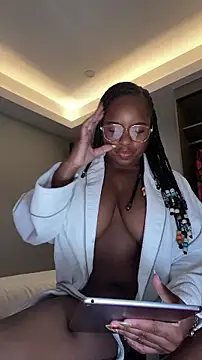 PRIMAGODDESS online show from 07/12/26, 06:37