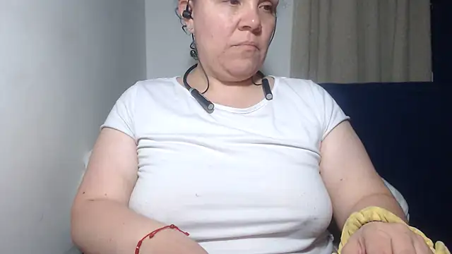 agathamiller01 online show from 09/11/25, 03:06