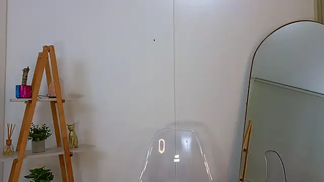 Snapshot of bella__adams chatting on 03/17/26, 10:40 bella adams online show from 03/17/26, 10:40