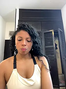 Snapshot of angelica_af chatting on 10/20/25, 07:14 angelica af online show from 10/20/25, 07:14