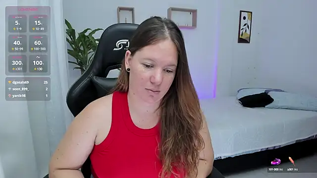 Snapshot of tamy_shine87 chatting on 12/29/24, 10:03 tamy shine87 online show from 12/29/24, 10:03