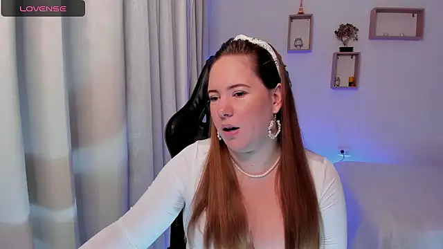 Snapshot of tamy_shine87 chatting on 03/16/25, 12:34 tamy shine87 online show from 03/16/25, 12:34