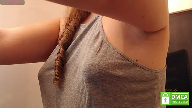 Snapshot of mollywayne chatting on 12/27/24, 04:21 mollywayne online show from 12/27/24, 04:21