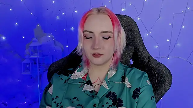 AsheLucker online show from 01/23/25, 08:24